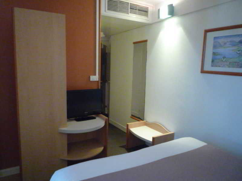 Ibis Saint Gratien - Enghien-Les-Bains Hotel Exterior photo